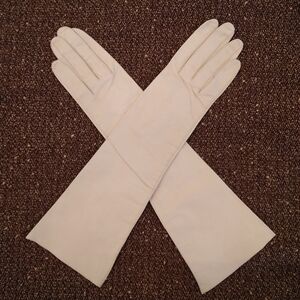Vintage Ivory Color Kid Leather Gloves, Size 6.5